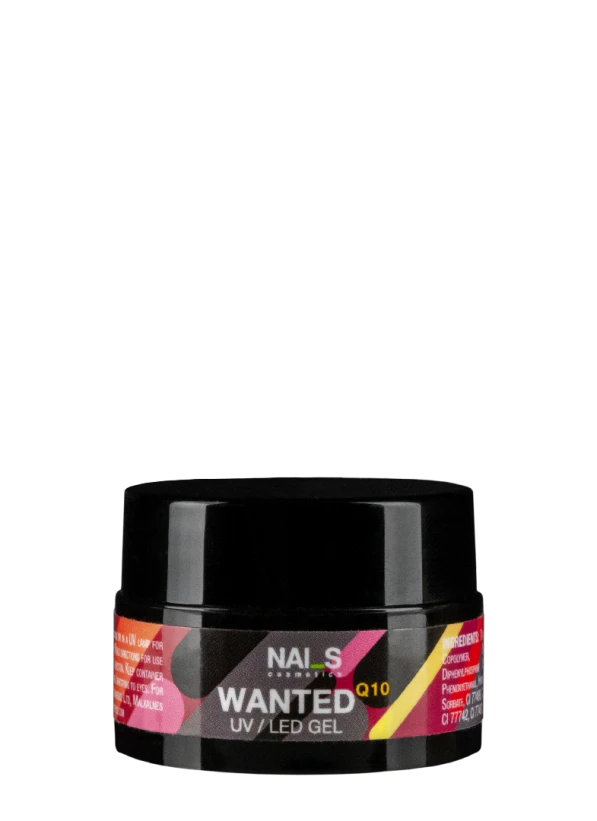     WANTED Gel sukurtas NAILS Cosmetics technologų komandos, siekiant sukurti ilgai lauktą tobulą gelio formulę. Tinka tiek pradedantiesiems, tiek patyrusiems meistrams. Kruopščiai sukurta konsistencija leidžia lengvai, greitai ir tiksliai modeliuoti nagus, sukuriant norimą formą ir ilgį.    Sujungia visas savybes, reikalingas nepriekaištingam rezultatui:            Savaime išsilygina, lengvai dengiasi, nenubėga į šoninius volelius.        Atsparus smūgiams ir itin patvarus kasdienio nešiojimo m...