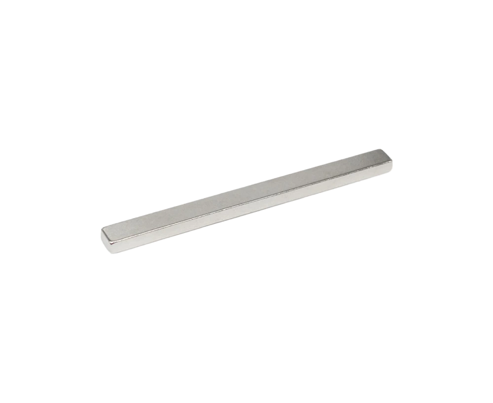 Magnet for nail artPractical magnet for creating various magnetic nail designs and effects. Suitable for use with magnetic nail products, helping to c...